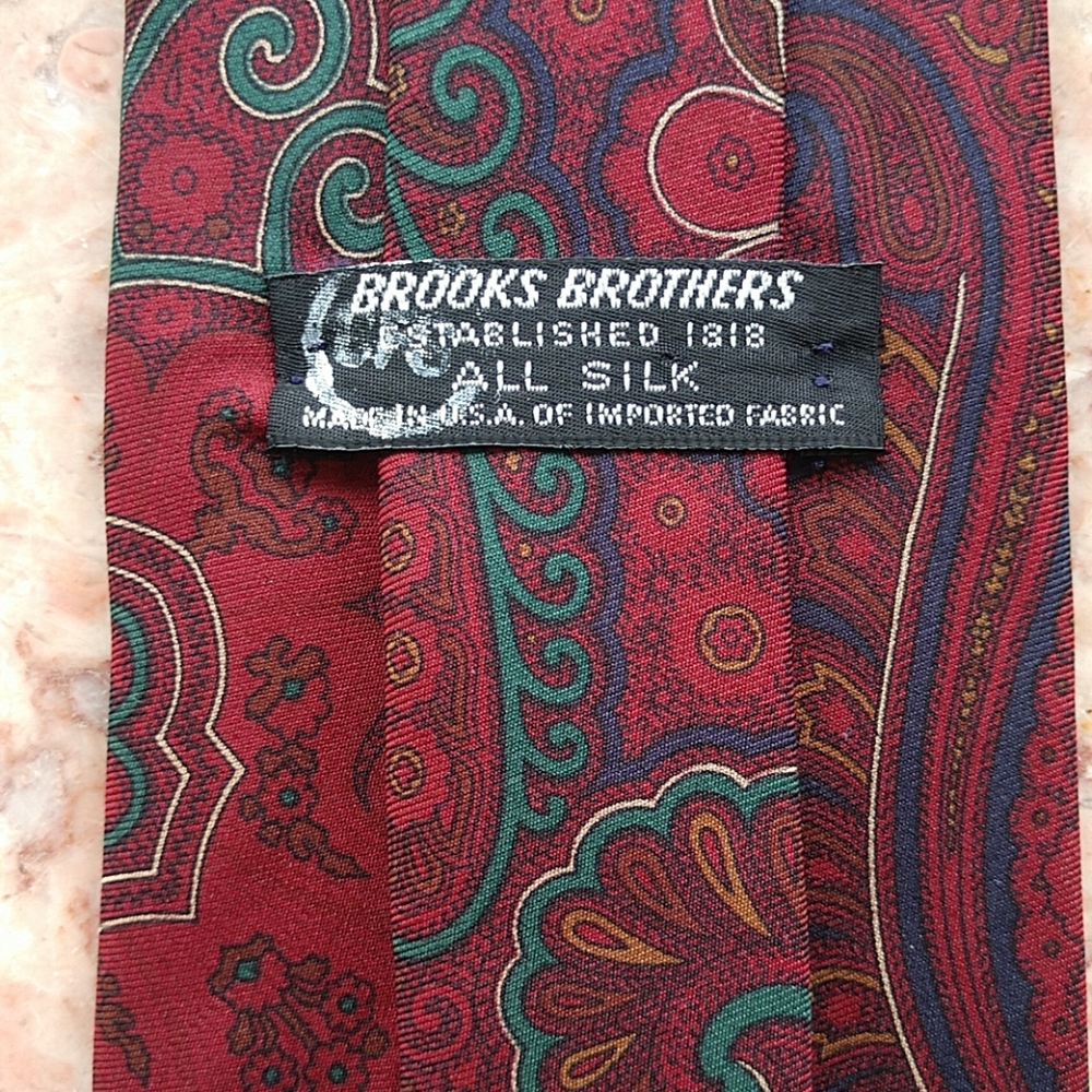 #6 COMING VINTAGE Hand Printed Italian SILK Brooks Bros Tie - Picture 1 of 3